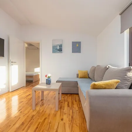 Apartment Lu Benica Vir
